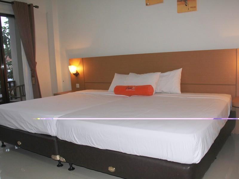 Hotel Paluvi Pangandaran Bagian luar foto